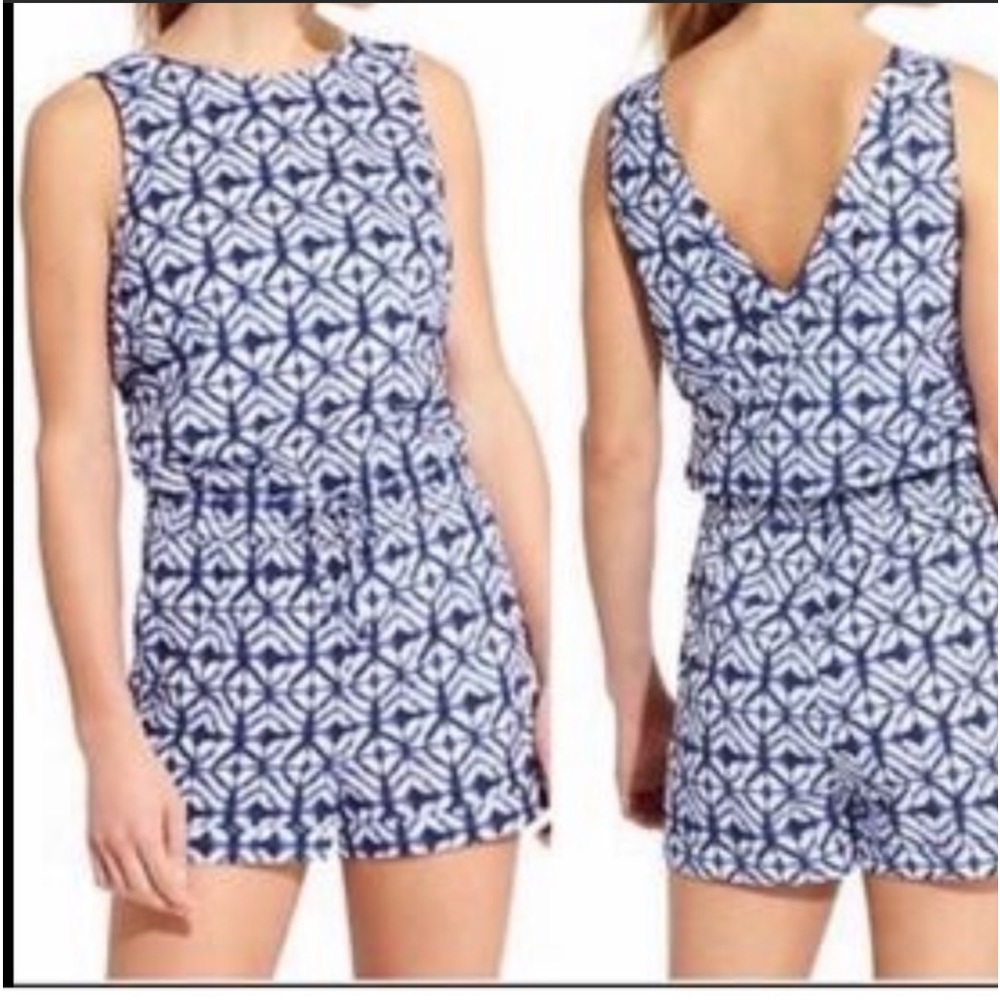 Athleta Sleeveless Crossback Sakura Shortie Romper